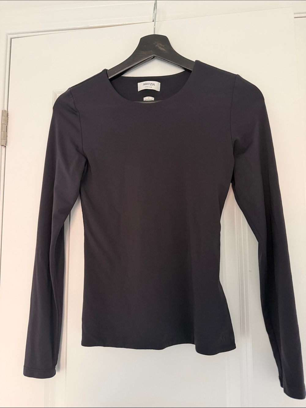 Aritzia Black Long Sleeve Crewneck Tee